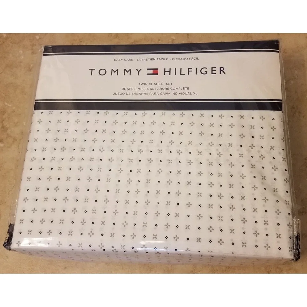 TOMMY HILFIGER 3pc Sheet Set TWIN XL Sheet Set Dorm Bedding NEW